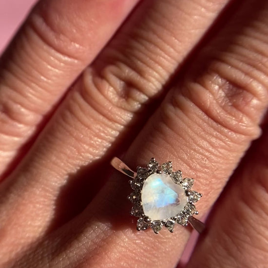 EIGHTMOON Amore Moonstone Heart Ring, 925 Sterling Silver