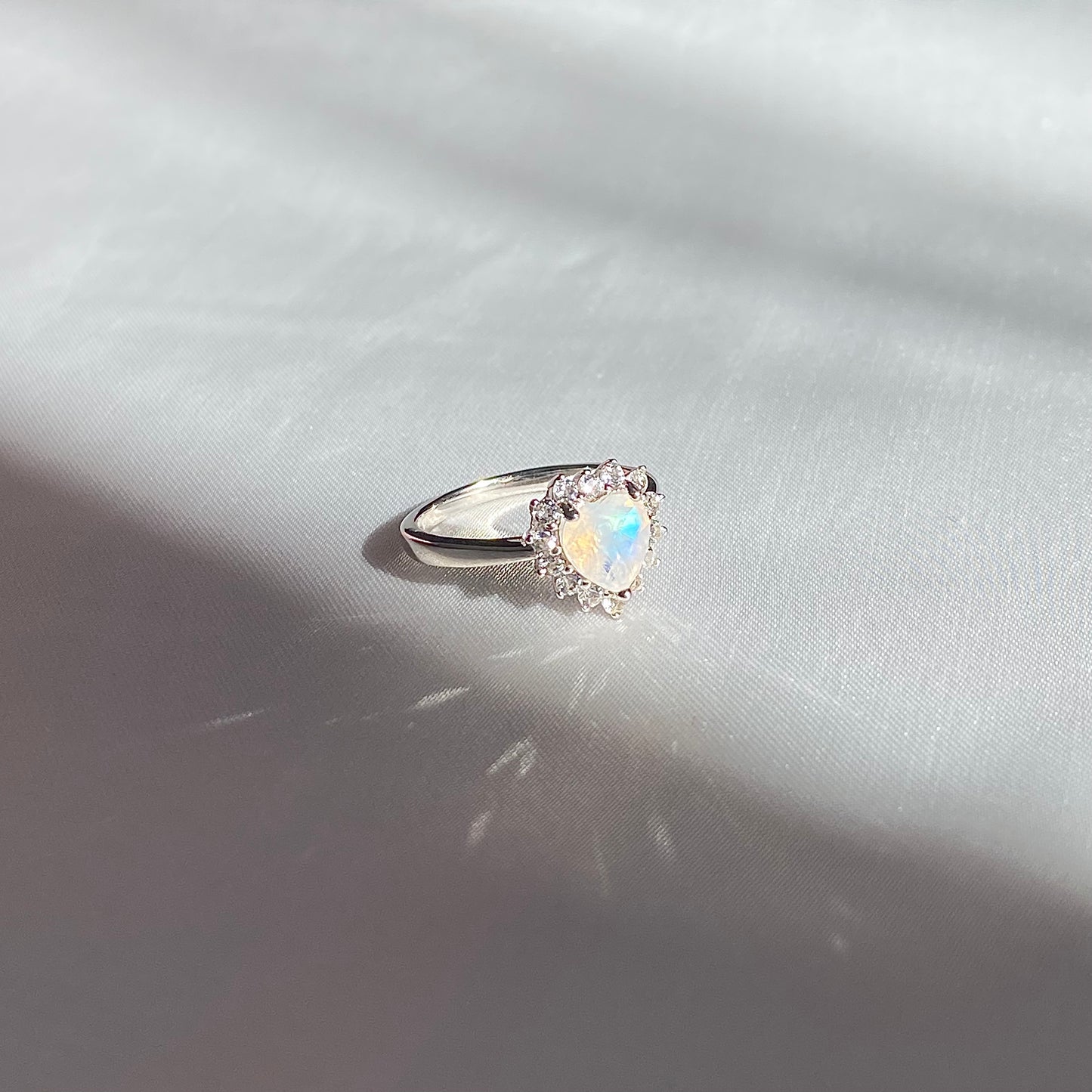 EIGHTMOON Halo Heart Moonstone Ring, 925 Sterling Silver